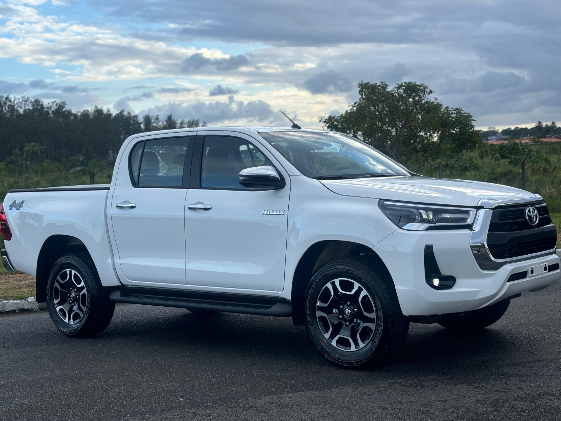 MILHAR : HILUX SRV DIESEL 2024 OU 250.000,00 MIL NO PIX SORTEIO 16 DE NOVEMBRO