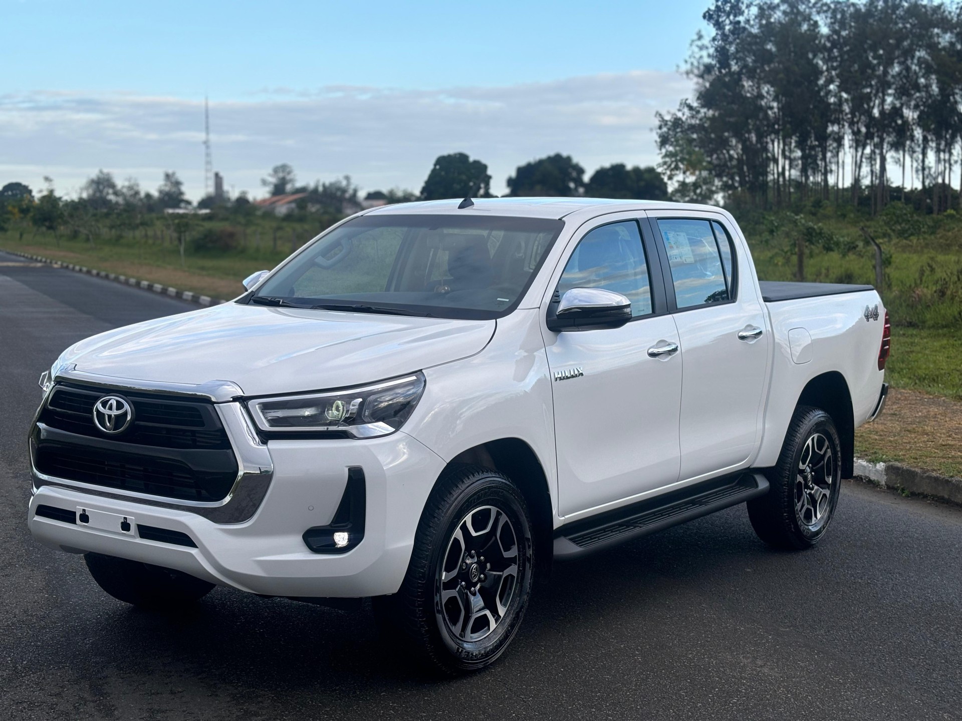 MILHAR : HILUX SRV DIESEL 2024 OU 250.000,00 MIL NO PIX SORTEIO 16 DE NOVEMBRO