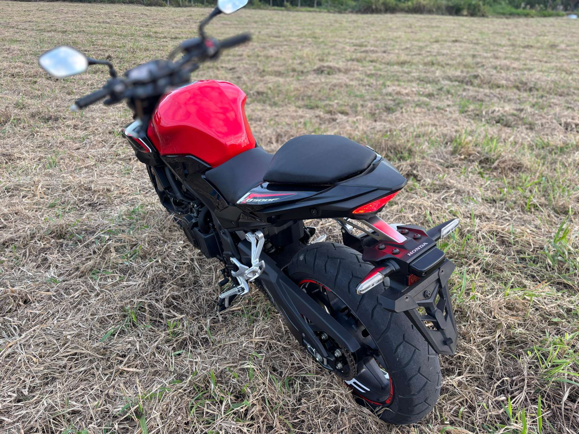 MILHAR : HONDA CB 500F 2023 OU 35.000,00 MIL NO PIX SORTEIO 27 DE AGOSTO