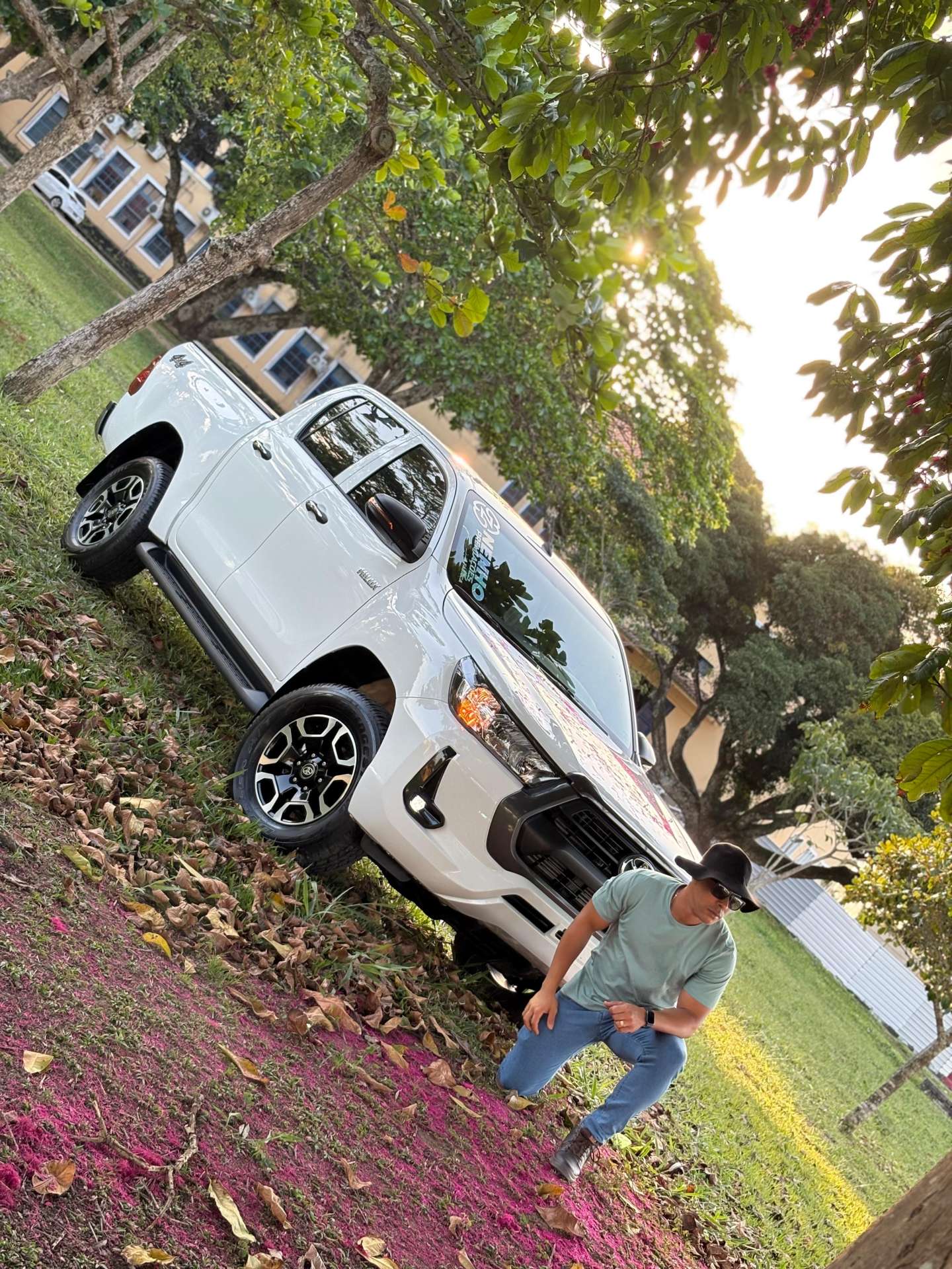 MILHAR : TOYOTA HILUX SR DIESEL 2024 OU 250.000,00 MIL NO PIX SORTEIO 08 DE NOVEMBRO