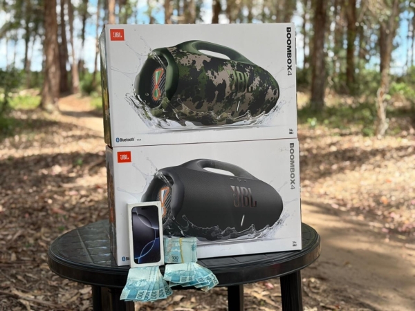 CENTENA : IPHONE 16 PRO MAX + 02 JBL BOOMBOX 4 OU 15.000,00 MIL NO PIX  SORTEIO 18 DE OUTUBRO